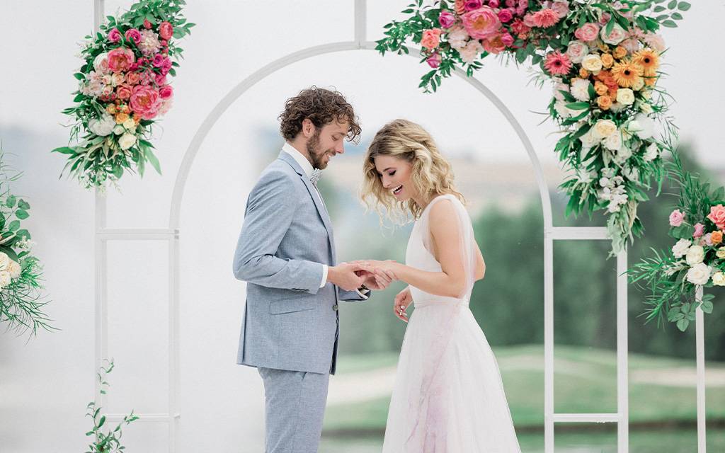 Spring and summer wedding at Zala Springs