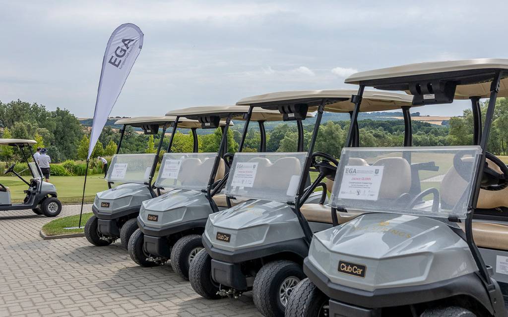 Golfkocsik a Zala Springs Golf Resortban